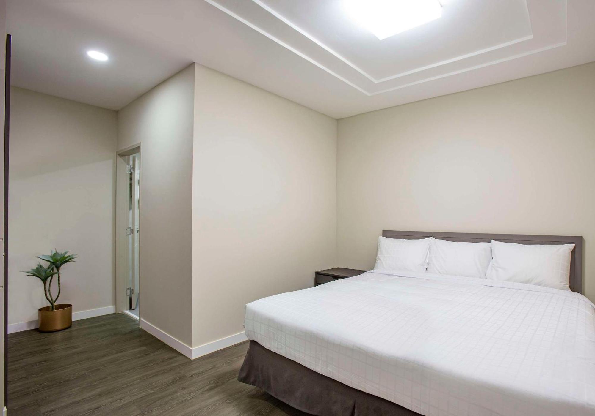 The Bayview Hotel Guam Tumon Exterior photo